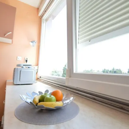 Apartment Donata *
